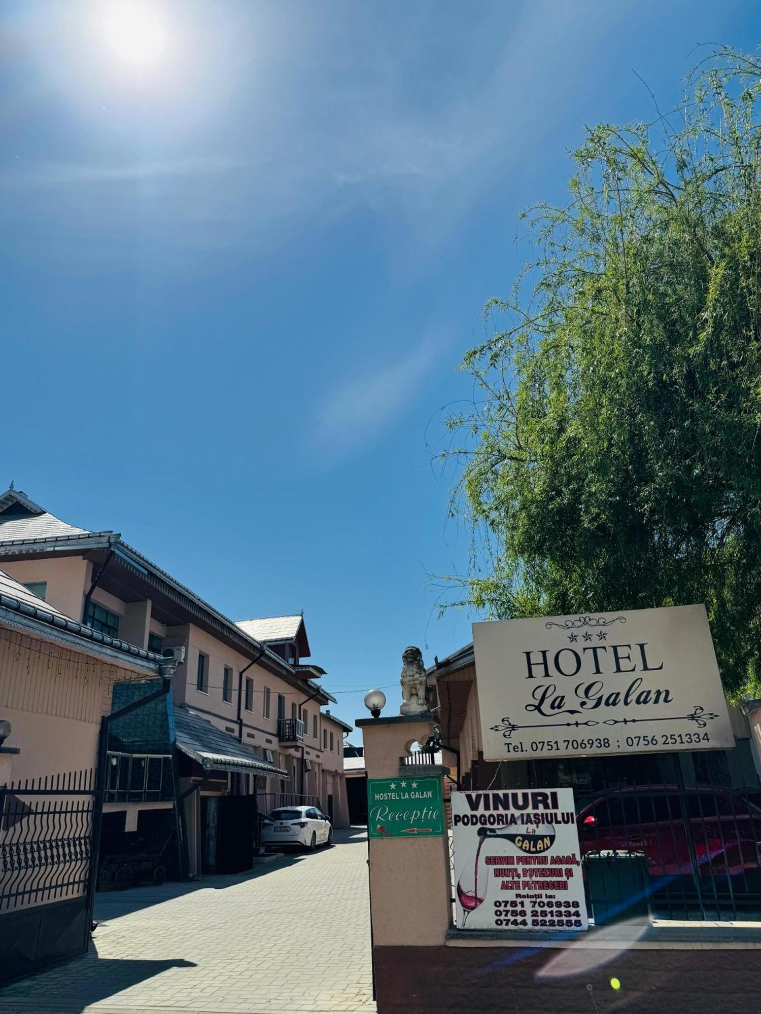Hostel „La Galan” Rădăuţi Esterno foto